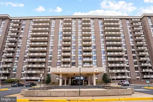 1808 Old Meadow Rd, McLean, VA 22102 - Photo 23