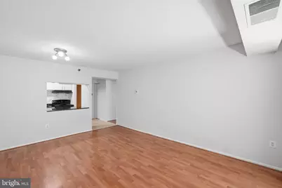 1808 Old Meadow Road #503, McLean, VA 22102 - Photo 5