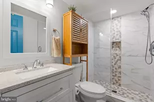 9221 Weant Dr, Great Falls, VA 22066 - Photo 29