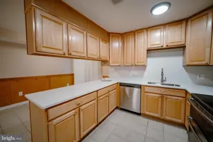 2205 Southgate Square SE, Reston, VA 20191 - Photo 7