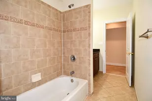 1924 Leonard Rd, Falls Church, VA 22043 - Photo 55