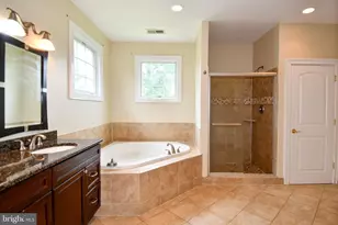 1924 Leonard Rd, Falls Church, VA 22043 - Photo 37