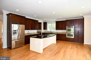 1924 Leonard Rd, Falls Church, VA 22043 - Photo 25