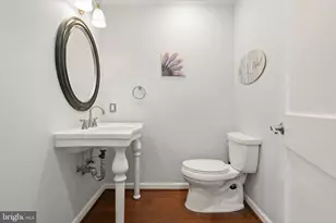 7868 Midday Ln, Alexandria, VA 22306 - Photo 43