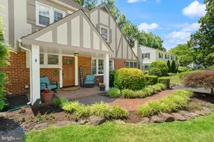 7868 Midday Ln, Alexandria, VA 22306 - Photo 15