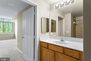 4480 Market Commons Dr, Fairfax, VA 22033 - Photo 33
