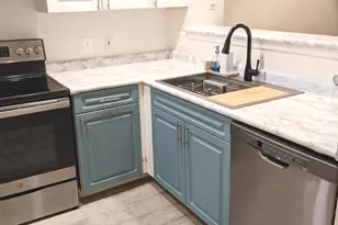 3009 Nicosh Cir, Falls Church, VA 22042 - Photo 5