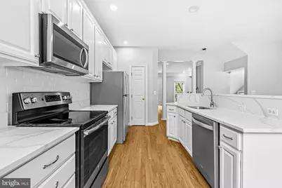 4323 Thomas Brigade Lane, Fairfax, VA 22033 - Photo 5