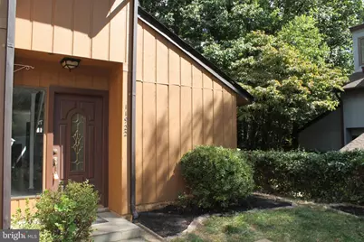 11922 Escalante Court, Reston, VA 20191 - Photo 3