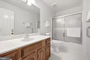 8814 Surrey Ct, Alexandria, VA 22309 - Photo 19
