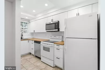 2900 Peyton Randolph Drive #201, Falls Church, VA 22044 - Photo 13