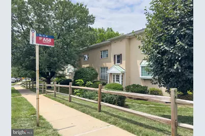 2900 Peyton Randolph Drive #201, Falls Church, VA 22044 - Photo 3