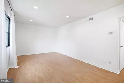2900 Peyton Randolph Drive #201, Falls Church, VA 22044 - Photo 11
