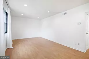 2900 Peyton Randolph Dr, Falls Church, VA 22044 - Photo 11