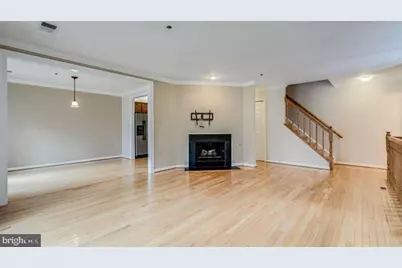 11712 Scooter Lane #20, Fairfax, VA 22030 - Photo 5