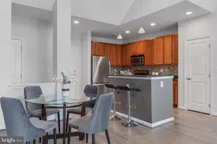 2665 Prosperity Ave, Fairfax, VA 22031 - Photo 9