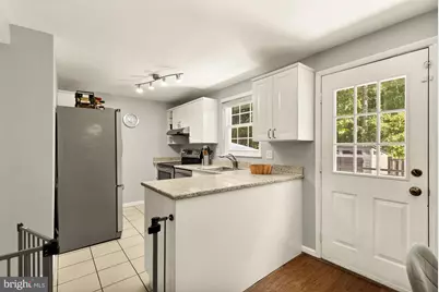 8100 Loving Forest Court, Springfield, VA 22153 - Photo 11