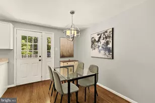 8100 Loving Forest Ct, Springfield, VA 22153 - Photo 9
