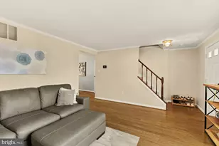 8100 Loving Forest Ct, Springfield, VA 22153 - Photo 7
