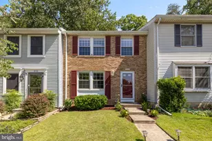 8100 Loving Forest Ct, Springfield, VA 22153 - Photo 3