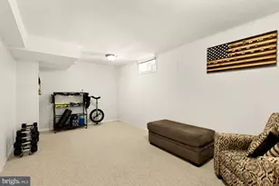 8100 Loving Forest Ct, Springfield, VA 22153 - Photo 25