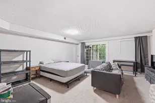 12109 Wedgeway Ct, Fairfax, VA 22033 - Photo 23