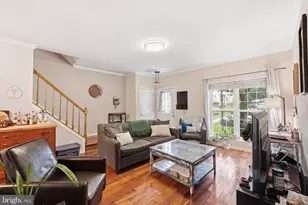 12109 Wedgeway Ct, Fairfax, VA 22033 - Photo 5