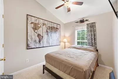 12109 Wedgeway Court, Fairfax, VA 22033 - Photo 15