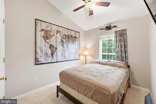 12109 Wedgeway Ct, Fairfax, VA 22033 - Photo 15