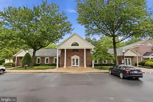 12109 Wedgeway Ct, Fairfax, VA 22033 - Photo 39