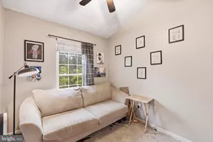 12109 Wedgeway Ct, Fairfax, VA 22033 - Photo 17