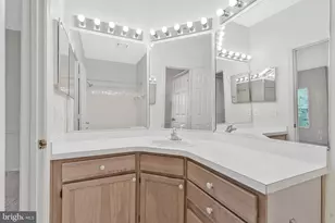 14313 Climbing Rose Way, Centreville, VA 20121 - Photo 23