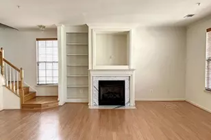 2664 Manhattan Pl, Vienna, VA 22180 - Photo 5