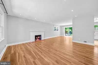 14711 Carlbern Drive, Centreville, VA 20120 - Photo 13