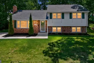 14711 Carlbern Dr, Centreville, VA 20120 - Photo 1