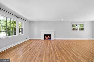 14711 Carlbern Dr, Centreville, VA 20120 - Photo 7