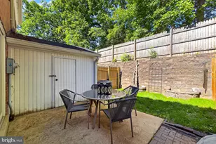 7611 Tiverton Dr, Springfield, VA 22152 - Photo 23