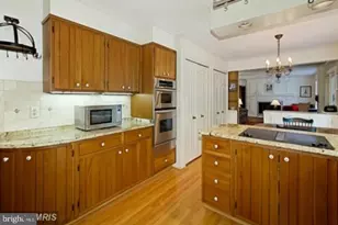 6522 Truman Ln, Falls Church, VA 22043 - Photo 9