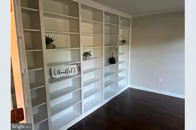 1197 Meadow Green Lane, McLean, VA 22102 - Photo 17