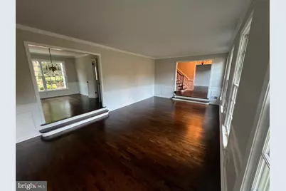 1197 Meadow Green Lane, McLean, VA 22102 - Photo 15
