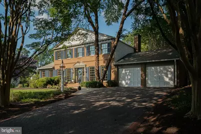 1197 Meadow Green Lane, McLean, VA 22102 - Photo 7
