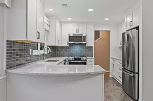 1428 Yellowwood Ct, Reston, VA 20190 - Photo 9