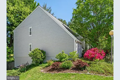 1428 Yellowwood Court, Reston, VA 20190 - Photo 3