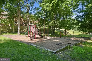 5910 Prince James Dr, Springfield, VA 22152 - Photo 33