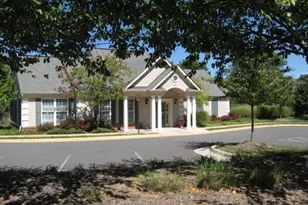 4041 Royal Lytham Dr, Fairfax, VA 22033 - Photo 15