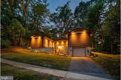 4304 Ann Fitz Hugh Drive, Annandale, VA 22003 - Photo 7