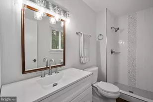 2422 Ivywood Rd, Reston, VA 20191 - Photo 31