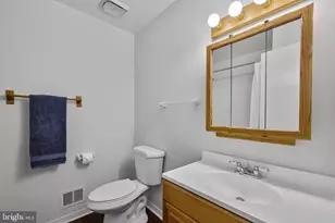 2422 Ivywood Rd, Reston, VA 20191 - Photo 37