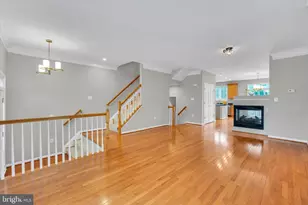 4579 Derring Ln, Fairfax, VA 22030 - Photo 3