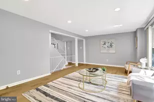8127 Pinelake Ct, Alexandria, VA 22309 - Photo 11